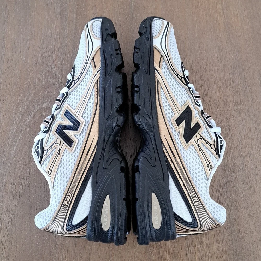 New Balance Kids' 740 Sneakers - Color: White/Gold/Black - Size: Kids 5.5 - Picture 7 of 9